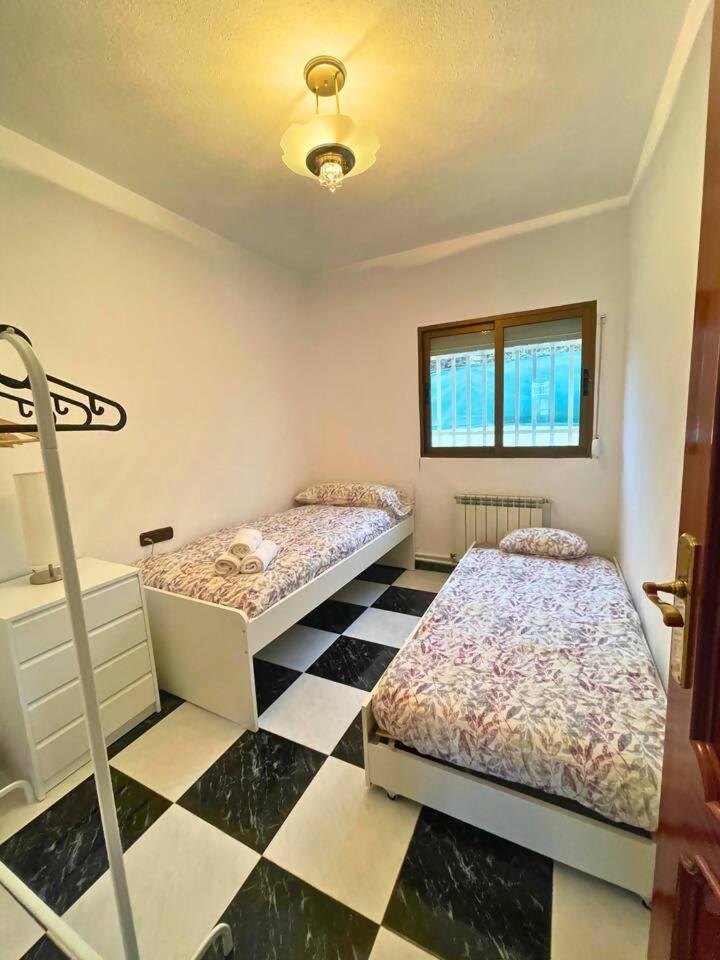فيلا Casa Con Jardin En Ogíjares المظهر الخارجي الصورة