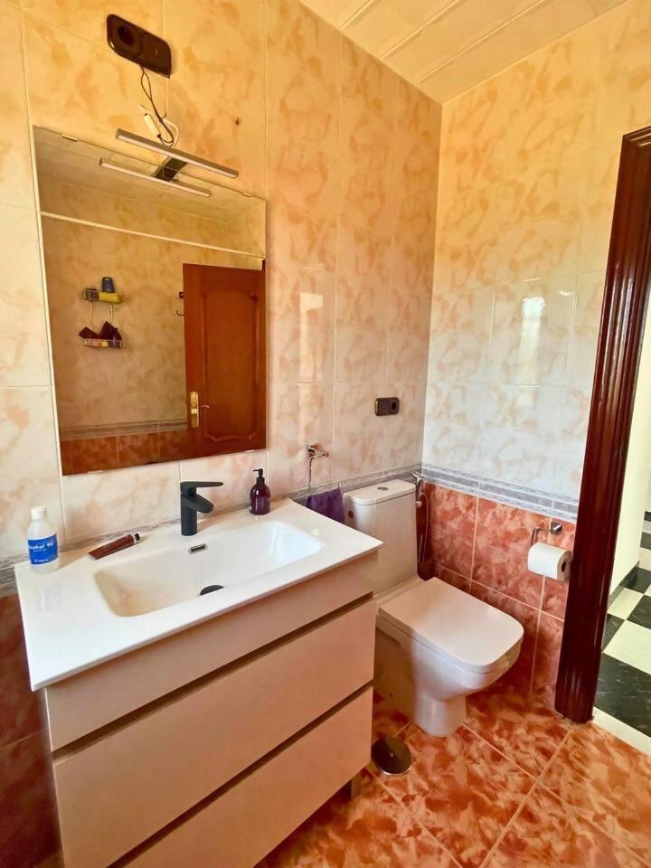 فيلا Casa Con Jardin En Ogíjares المظهر الخارجي الصورة